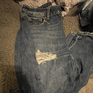 American Eagle Mom Jeans